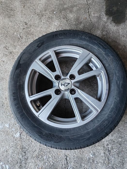 Продам диск с резиной