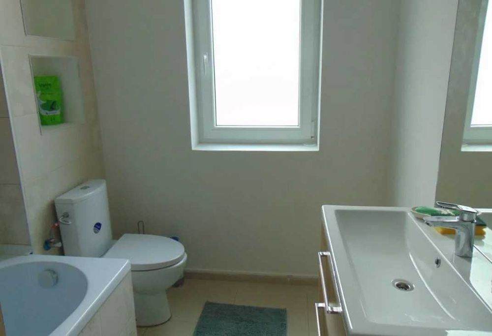 Дава се под наем Двустаен апартамент в Пловдив, Кючук Париж - 62 кв.м за 316.2 € - Снимка #3