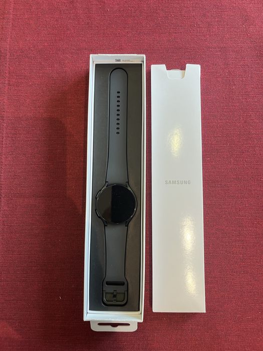 Смарт часовник Samsung Galaxy wasch 6