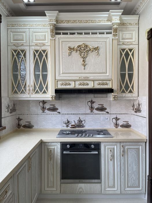 Мебел на заказ кухонные, спальни, офисных