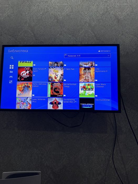 Продается Playstation 4 pro