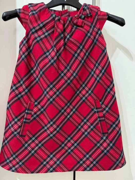 Топла рокличка на H&М