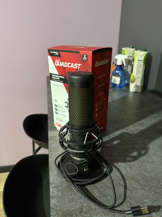 Микрофон HyperX Quadcast S