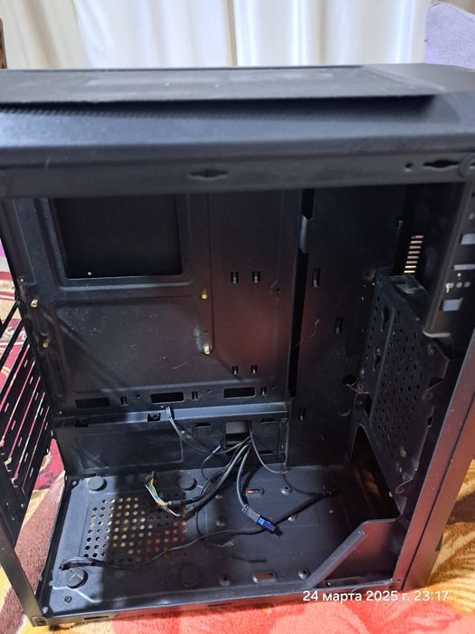 Продам корпус на компьютер
