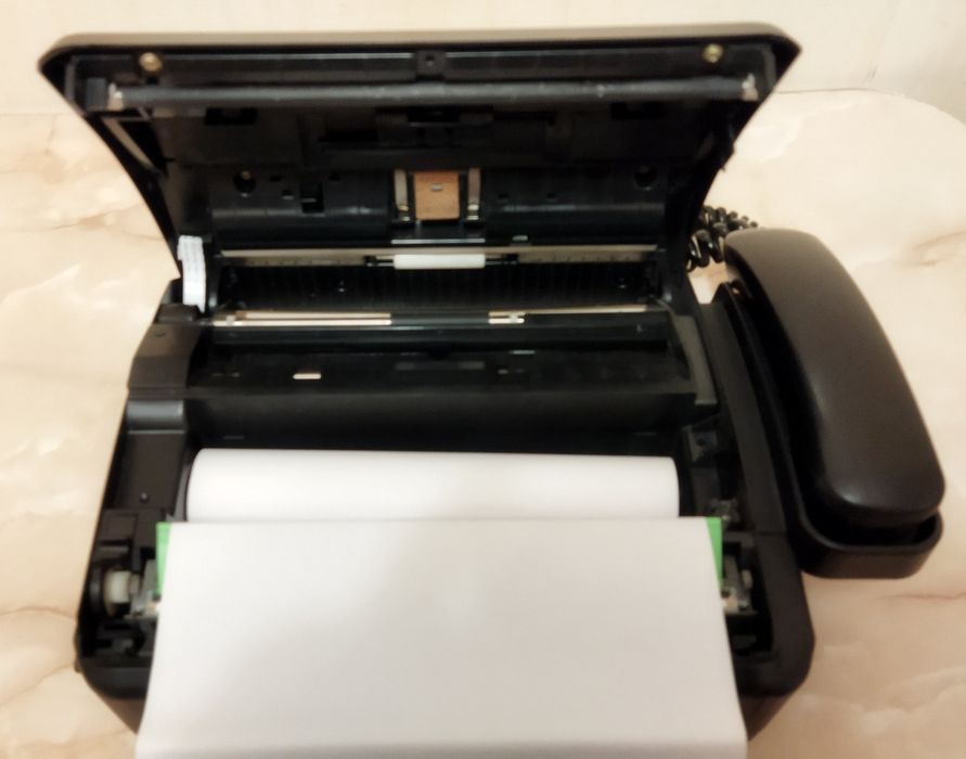 Телефон -факс Panasonic KX-FT72RU