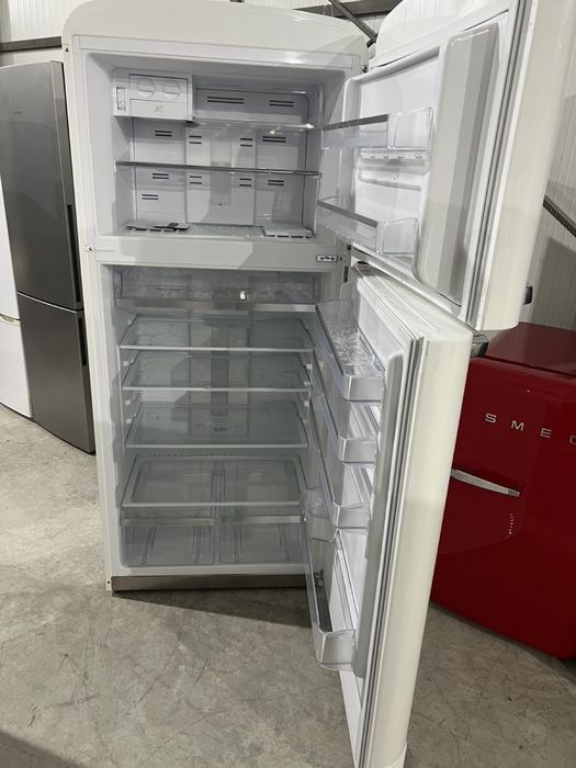 Хладилник с камера 412Л - SMEG FAB50RWH