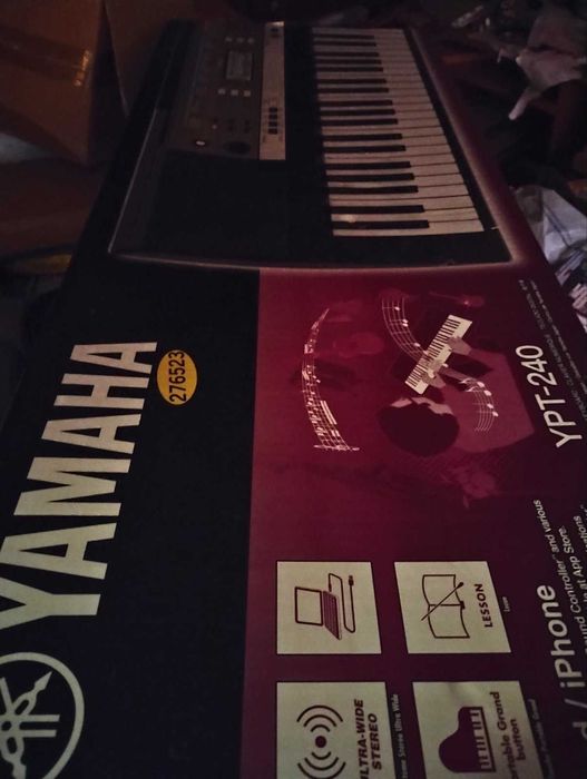 Синтезатор Yamaha YPT-240
