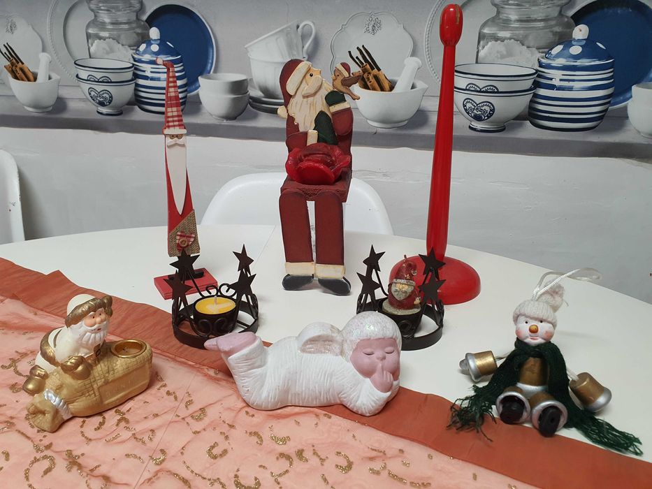 Mos Craciun, suport lumanari decoratiuni