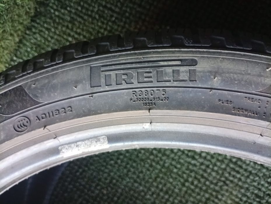 305 35 21 Pirelli m+s