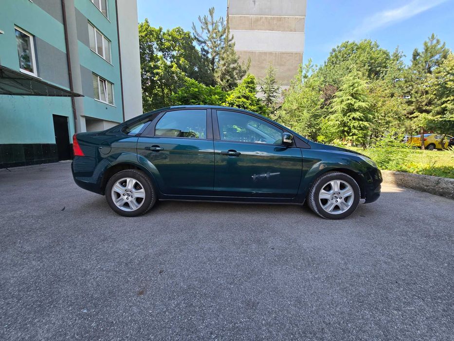 Ford Focus 2008 седан 111К КМ