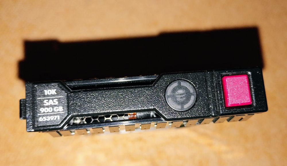 Твърд диск за сървър harddrive  HP 900GB 10K 6Gb/s 2.5 64MB SERVER