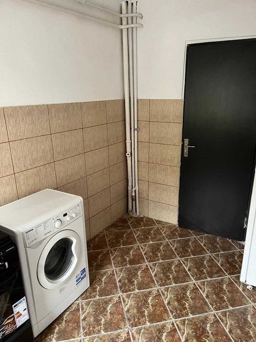 garsonieră de vânzare