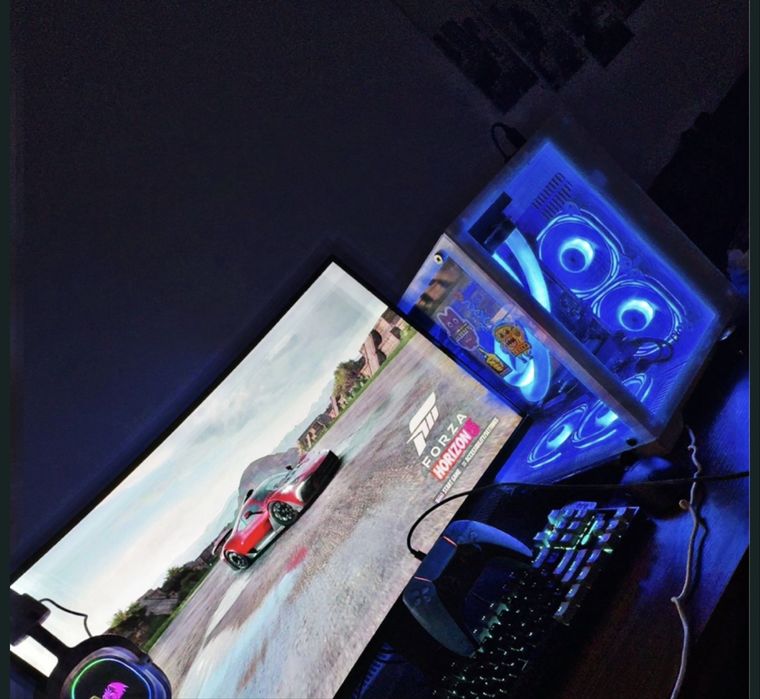 PC Gaming Ready – RX 6600 ASRock + Ryzen 7 + 64GB RAM