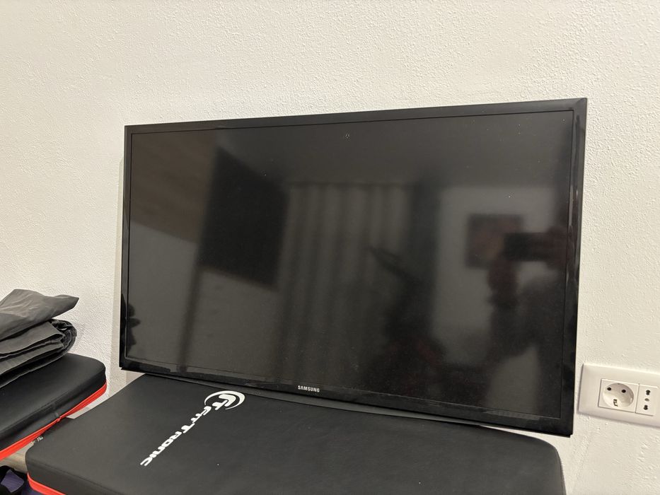 Tv Led Samsung diagonala 81 Timisoara • OLX.ro