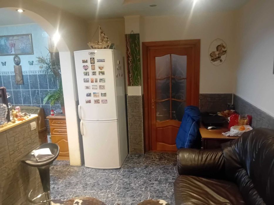 AP 2 Cam Precista Petrodava 58mp etaj 3 la cheie mobilat bloc nou