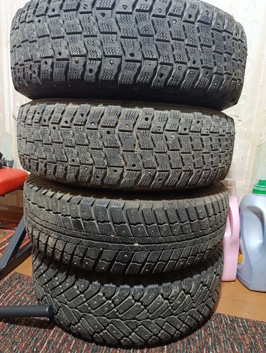 Автошына с дискам