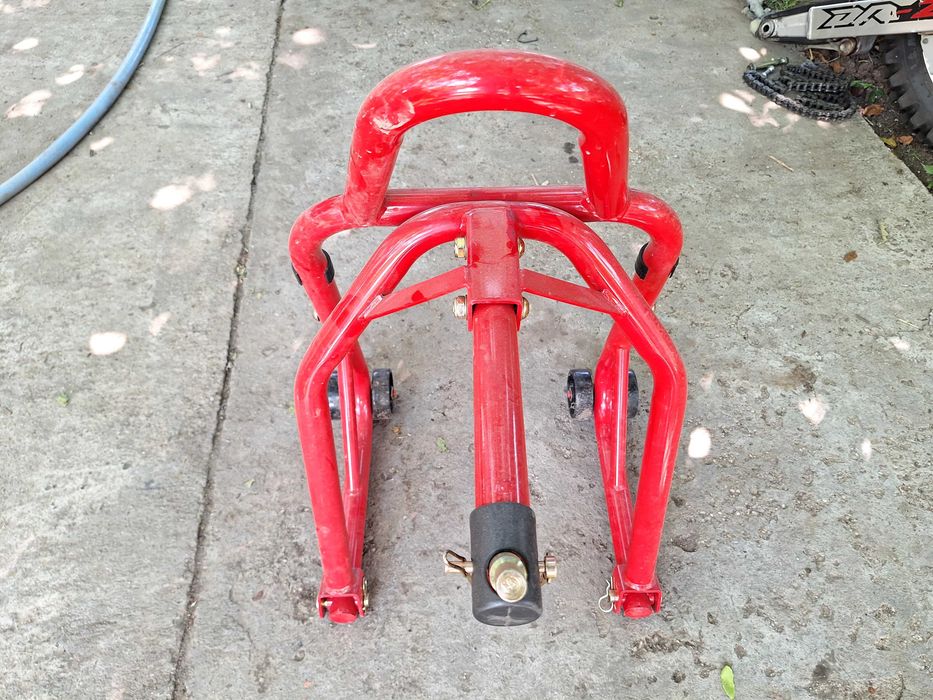 Stander moto jug