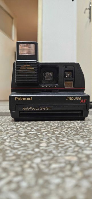Instant Camera Polaroid 600 Impulse Autofocus Camera и Смена 7