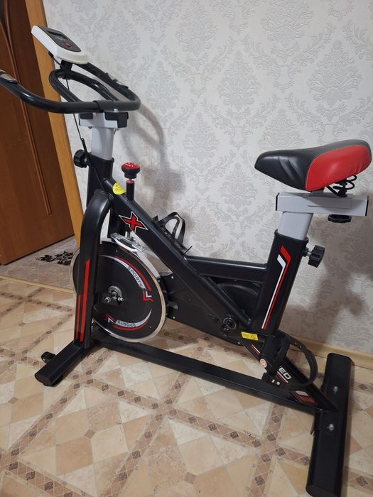 Велотренажёр, тренажёр