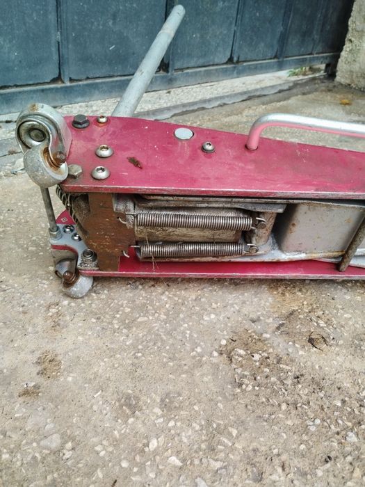 Алуминиев крик кола бус внос от Щатите  двубутакен