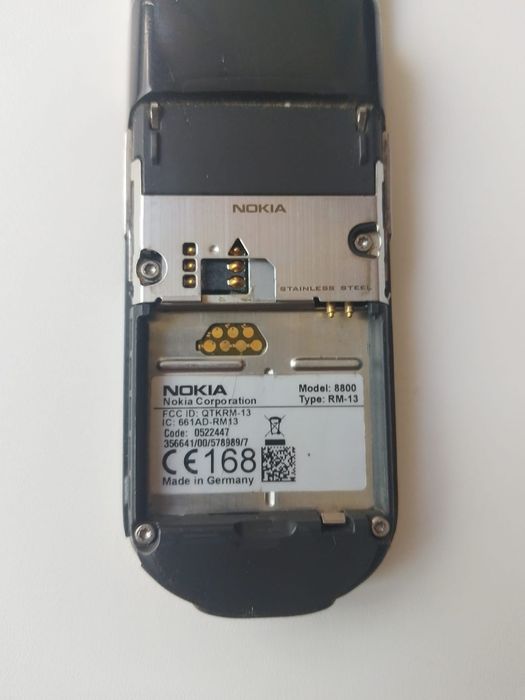 ПродамNokia 8800
