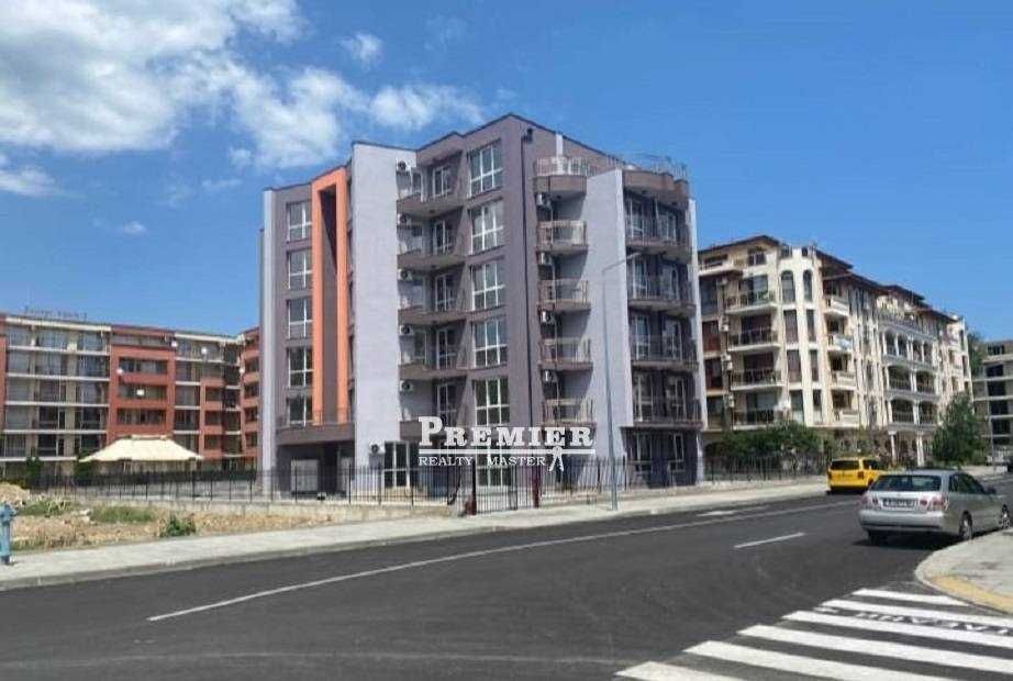 Продава се Двустаен апартамент в к.к. Слънчев бряг - 55 кв.м за 1400 €/кв.м - Снимка #11