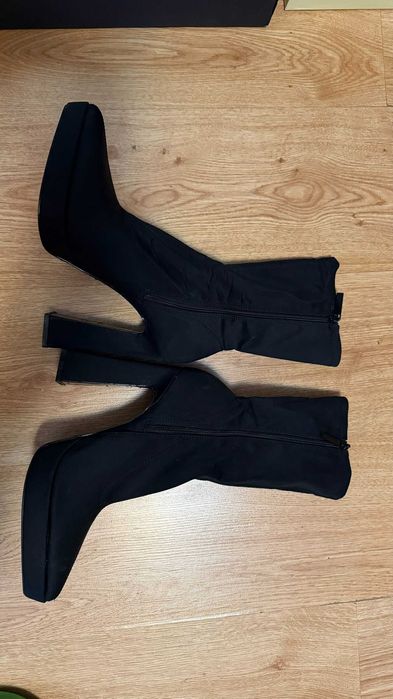 Обувки, боти с токче черни