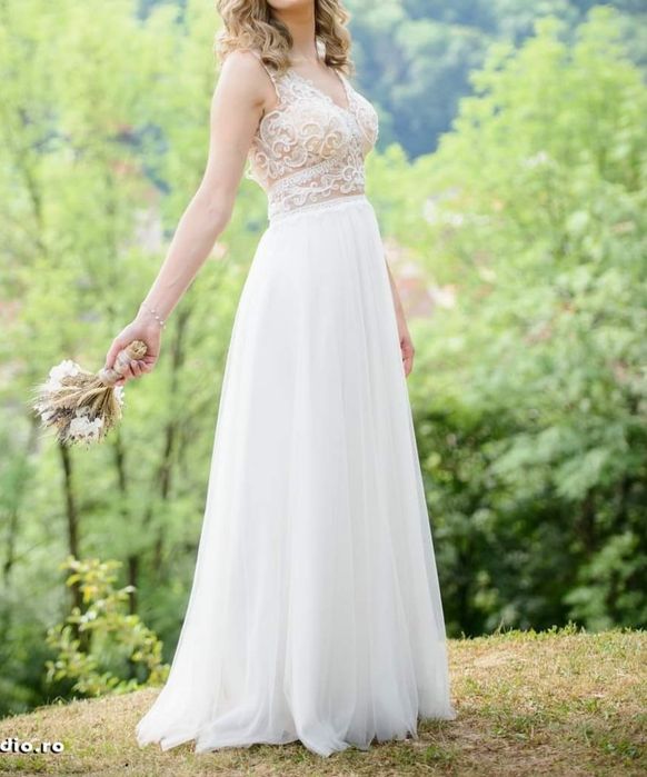 Vând rochie de mireasă