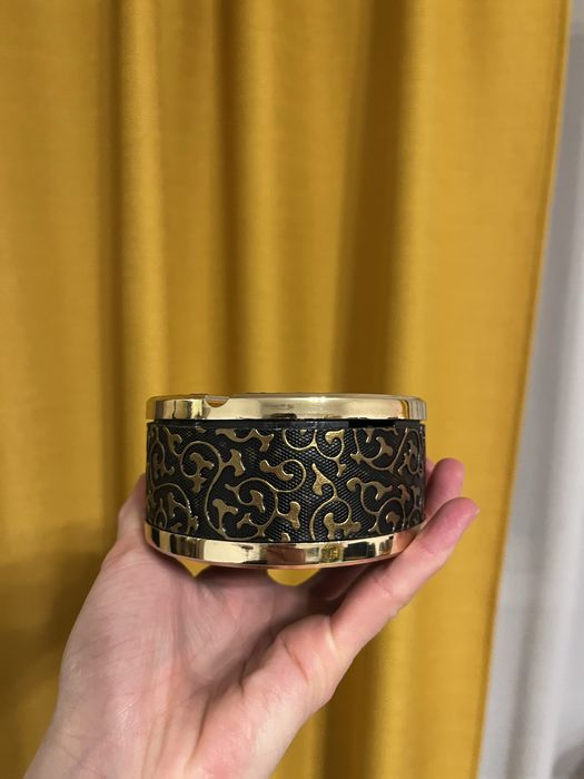 Set cadou elegant, 2 piese: scrumiera si bricheta