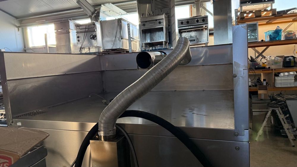 Cuptor vatra Miwe Condo etajat panificație patiserie hota aproape nou