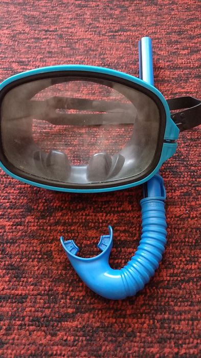 Продаю маску для подводного плавания