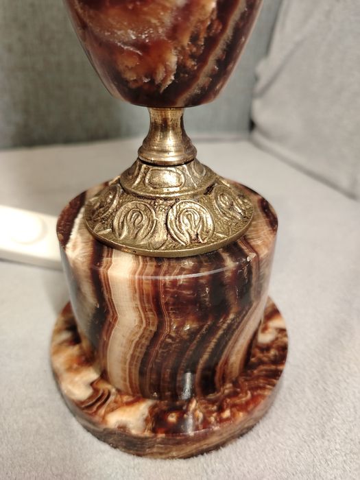 Lampa veioza.         .