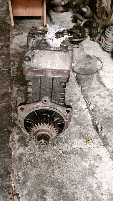 Двигатель скани 2004г., Компрессор Рено