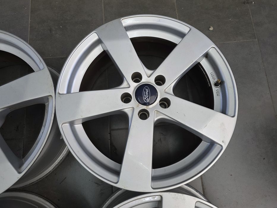 Джанти 17 - Ford