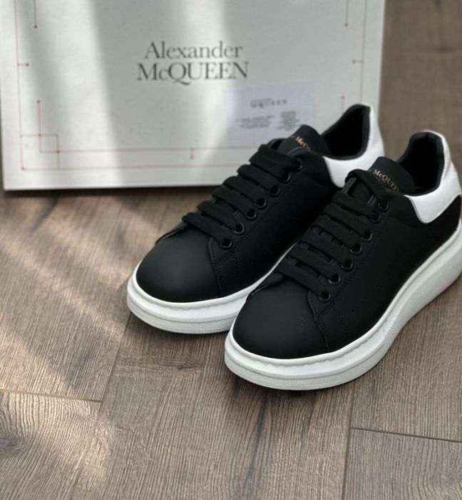 STOC LIMITATI!! Adidasi / Sneakers Alexander McQueen Negru Marimi 36-44 Unisex