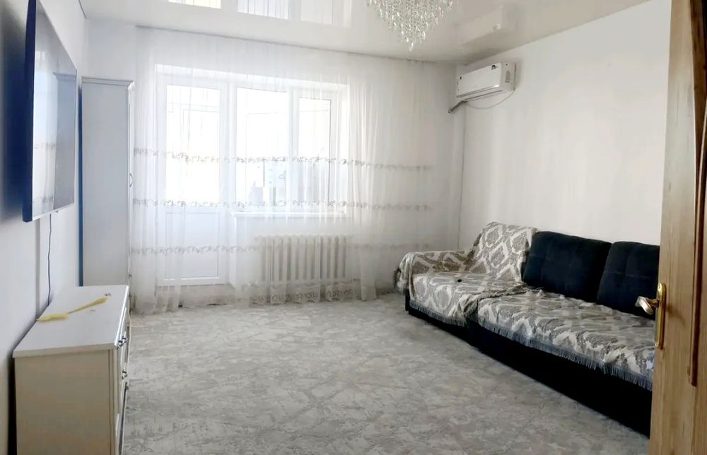 продам 4-х ком. 110кв. 6мкр. 2-этаж
