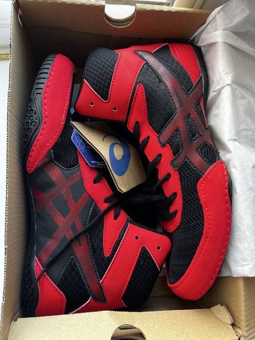 Борцовка Асикс новый