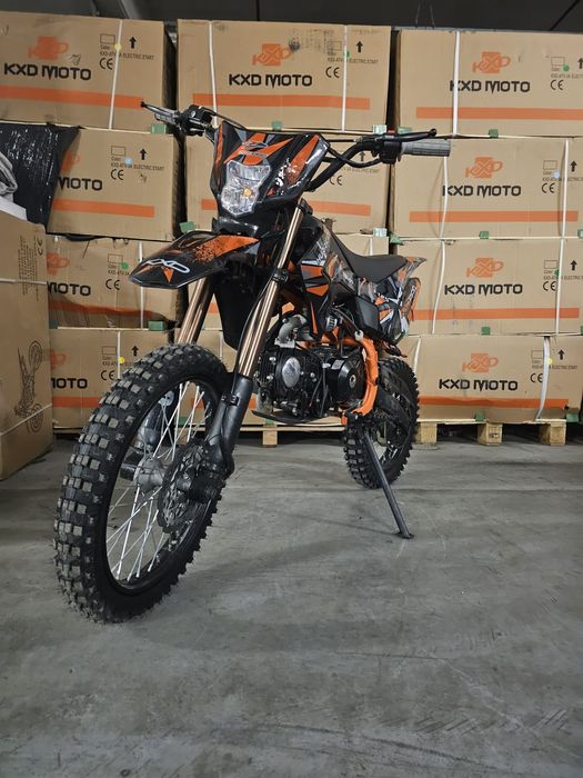 Cross enduro 125cc Hurricane nou cu garanție și livrare în toată tara pornire buton pedala
