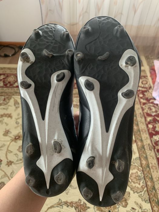 Бутсы с шипами 43 размера