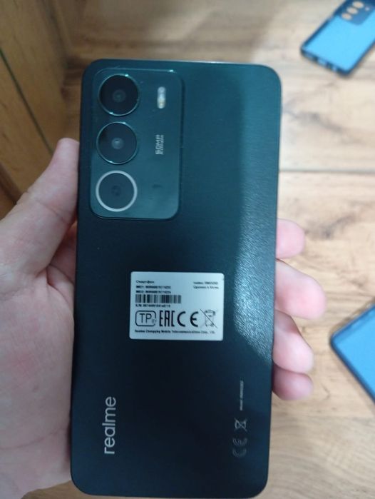Realme c71 256/8