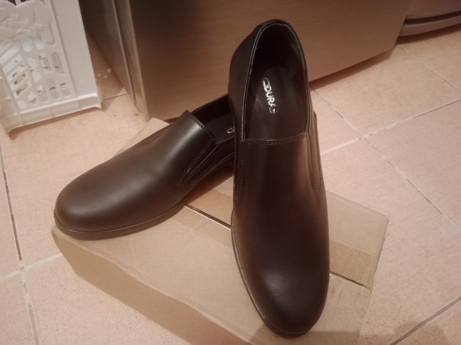 Мужские туфли новые