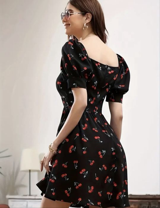 Продам платье женское