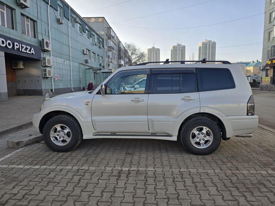 Продаётся Паджеро 3