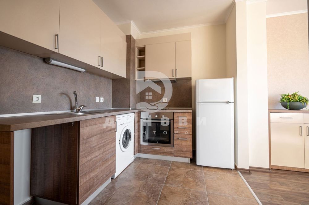 Двустаен апартамент в Каршияка