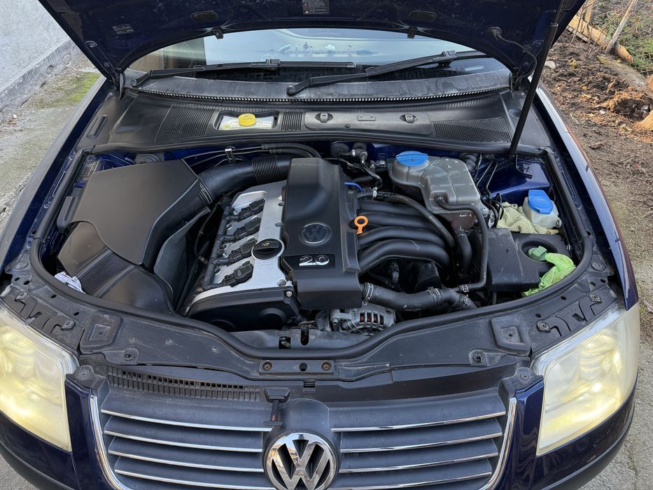 Vând Volkswagen Passat B5.5