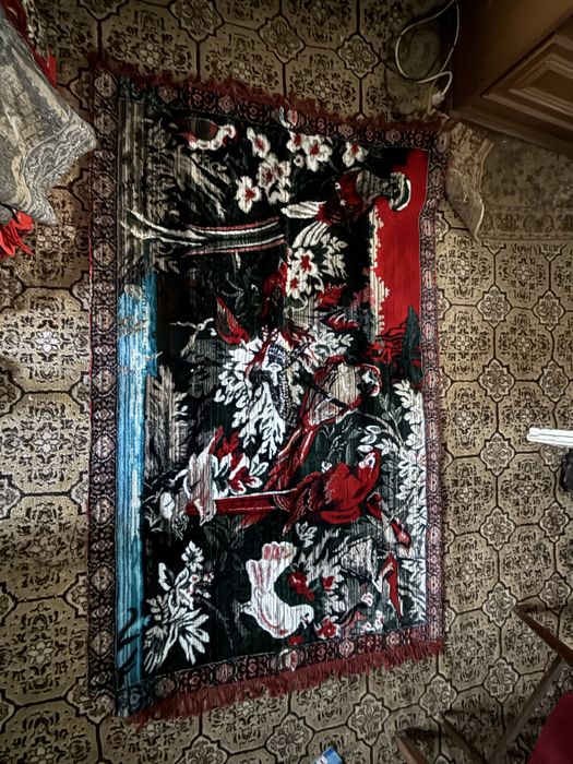 Vand covoare vechi! Mai multe detali in privat