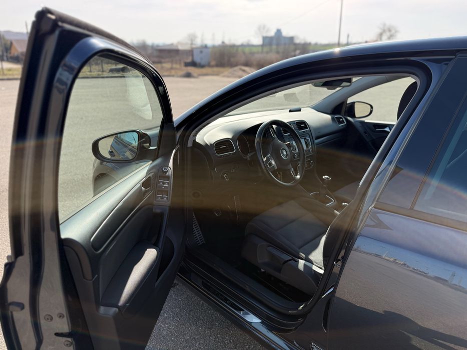 VW Golf VI 2011 – 1.6 TDI, STYLE, Alcantara, 2 Chei, Foarte Îngrijit