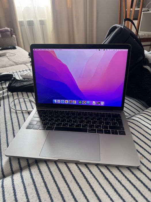 macbook pro 13 2017 core i5
