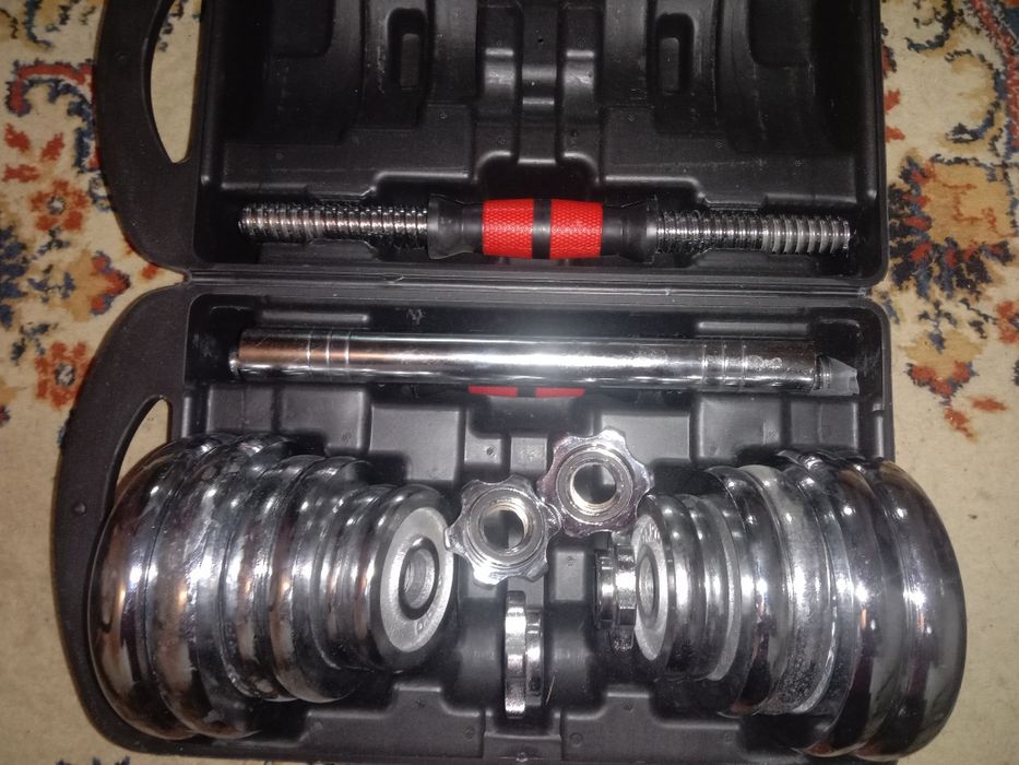 Продам гантели новые