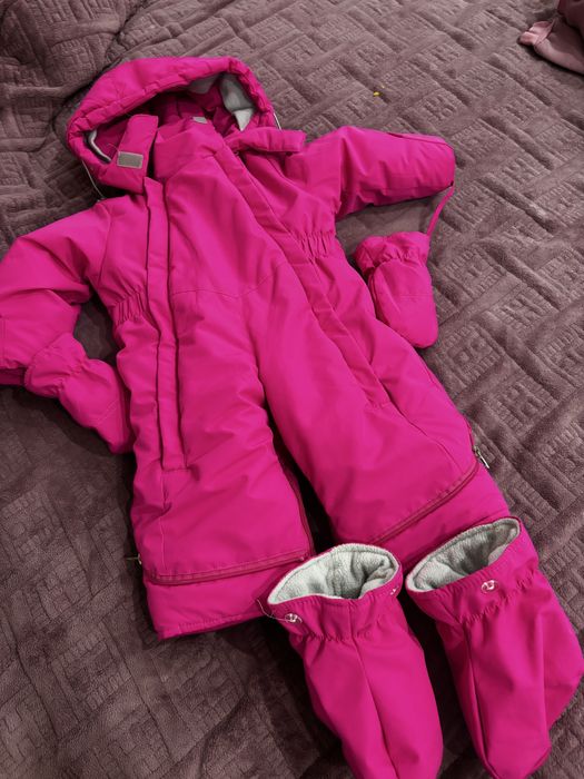 Продам детский зимний комбинезон Lassy